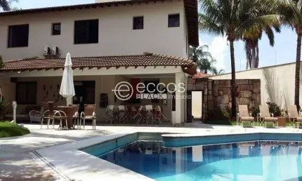 Casa para aluguel, 4 quartos, 4 suítes, 6 vagas, Morada da Colina - Uberlândia/MG