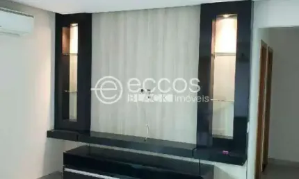 Apartamento à venda, 3 quartos, 1 suíte, 2 vagas, Santa Mônica - Uberlândia/MG
