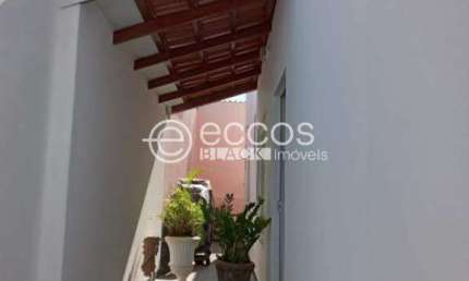 Casa à venda, 3 quartos, 1 suíte, 2 vagas, Shopping Park - Uberlândia/MG