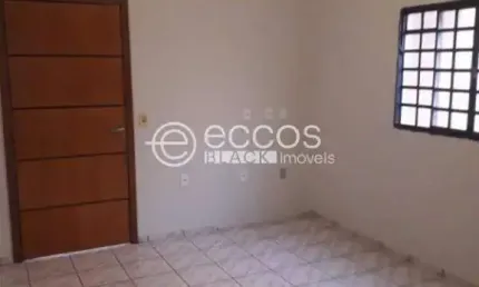 Casa à venda, 3 quartos, 2 vagas, Granada - Uberlândia/MG