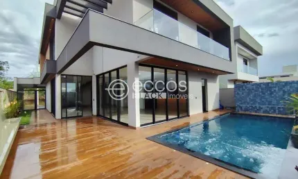 Casa em condomínio à venda, 4 quartos, 4 suítes, 3 vagas, Jardim Sul - Uberlândia/MG
