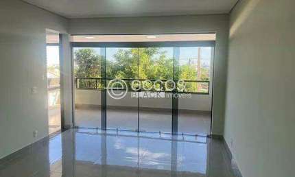 Apartamento à venda, 3 quartos, 1 suíte, 2 vagas, Granada - Uberlândia/MG