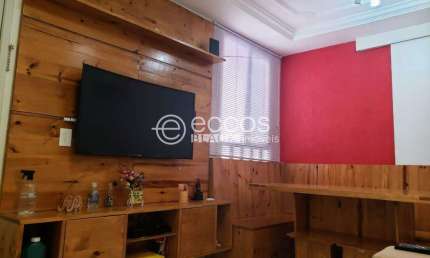 Apartamento à venda, 3 quartos, 1 suíte, 1 vaga, Brasil - Uberlândia/MG