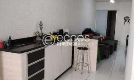 Casa à venda, 3 quartos, 1 suíte, 3 vagas, Aclimação - Uberlândia/MG