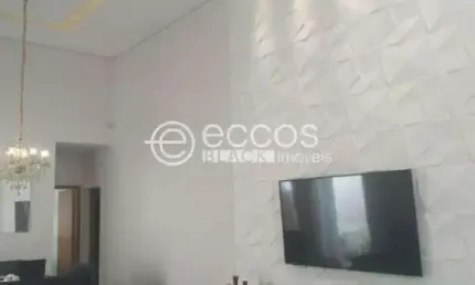 Excelente casa com 3 suítes para venda no bairro Jardim Inconfidência.