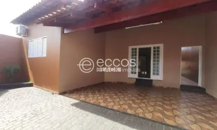 Casa à venda, 3 quartos, 1 suíte, 2 vagas, Jardim Europa - Uberlândia/MG