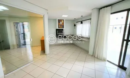 Cobertura à venda, 3 quartos, 1 suíte, Santa Mônica - Uberlândia/MG