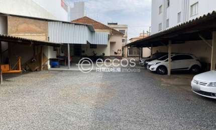 Terreno à venda na Avenida Cesário Alvim, --, Centro, Uberlândia