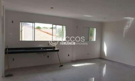 Apartamento à venda, 3 quartos, 1 suíte, 2 vagas, Dona Zulmira - Uberlândia/MG