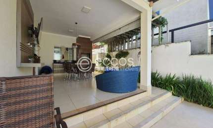 Casa em condomínio à venda, 4 quartos, 4 suítes, 2 vagas, Nova Uberlândia - Uberlândia/MG