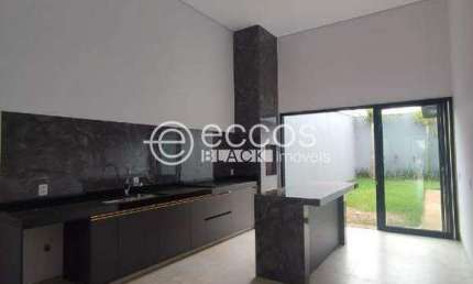 Casa à venda, 3 quartos, 1 suíte, 2 vagas, Quinta Alto Umuarama - Uberlândia/MG