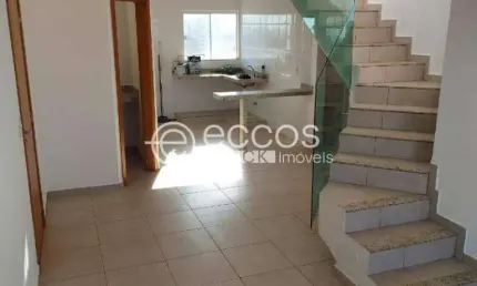Cobertura à venda, 3 quartos, 3 suítes, 3 vagas, Santa Mônica - Uberlândia/MG