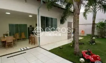 Casa à venda, 3 quartos, 3 suítes, 3 vagas, Vigilato Pereira - Uberlândia/MG