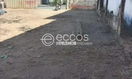 Terreno à venda na Rua Antônio Rezende Chaves, --, Santa Mônica, Uberlândia