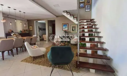 Cobertura à venda, 4 quartos, 4 suítes, 4 vagas, Centro - Uberlândia/MG