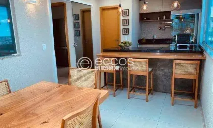 Cobertura à venda, 3 quartos, 1 suíte, 2 vagas, Osvaldo Rezende - Uberlândia/MG
