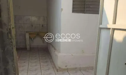 Terreno à venda na Avenida Bélgica, --, Tibery, Uberlândia
