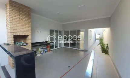 Casa em condomínio à venda, 3 quartos, 3 suítes, 4 vagas, Novo Mundo - Uberlândia/MG