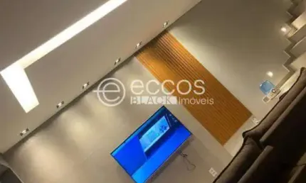 Casa à venda, 4 quartos, 3 suítes, 3 vagas, Portal do Vale - Uberlândia/MG