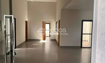 Casa à venda, 3 quartos, 3 suítes, 4 vagas, Novo Mundo - Uberlândia/MG
