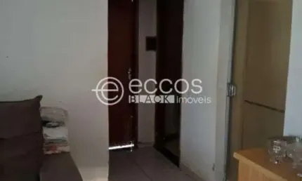 Casa à venda, 3 quartos, 1 suíte, 1 vaga, Aclimação - Uberlândia/MG