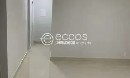 Casa à venda, 3 quartos, 1 suíte, 3 vagas, Segismundo Pereira - Uberlândia/MG