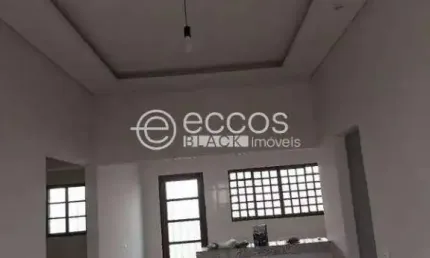 Casa à venda, 3 quartos, 1 suíte, 3 vagas, Jardim Brasília - Uberlândia/MG