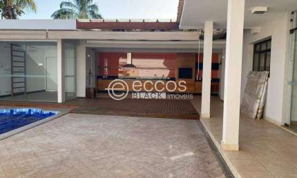 Casa em condomínio para aluguel, 3 quartos, 3 suítes, 4 vagas, Morada da Colina - Uberlândia/MG
