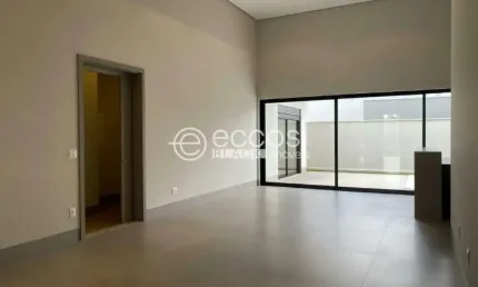 Casa em condomínio à venda, 3 quartos, 3 suítes, 2 vagas, Laranjeiras - Uberlândia/MG