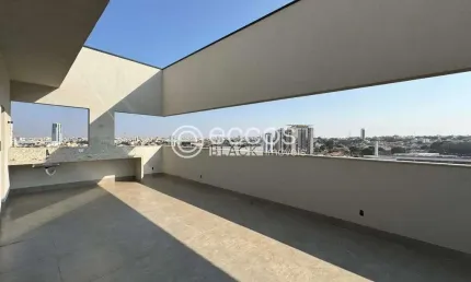 Apartamento à venda, 3 quartos, 1 suíte, 2 vagas, Santa Mônica - Uberlândia/MG