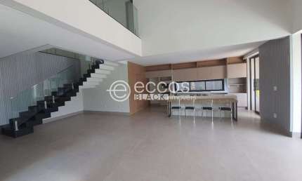 Casa em condomínio à venda, 4 quartos, 4 suítes, 4 vagas, Granja Marileusa - Uberlândia/MG