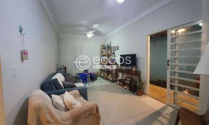 Casa em condomínio à venda, 2 quartos, 1 suíte, 4 vagas, Alto Umuarama - Uberlândia/MG