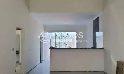 Casa à venda, 3 quartos, 2 suítes, 4 vagas, Novo Mundo - Uberlândia/MG