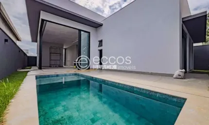 Casa em condomínio à venda, 3 quartos, 3 suítes, 4 vagas, Laranjeiras - Uberlândia/MG
