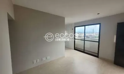 Apartamento à venda, 3 quartos, 1 suíte, 1 vaga, Umuarama - Uberlândia/MG
