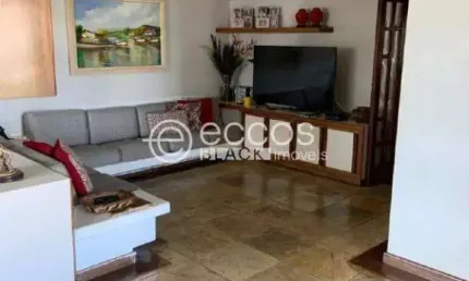 Apartamento à venda, 4 quartos, 3 suítes, 3 vagas, Fundinho - Uberlândia/MG