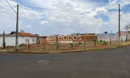 Terreno à venda na Rua das Orquídeas, --, Jardim Célia, Uberlândia