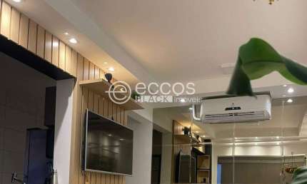 Apartamento à venda, 2 quartos, 1 suíte, 1 vaga, Aclimação - Uberlândia/MG