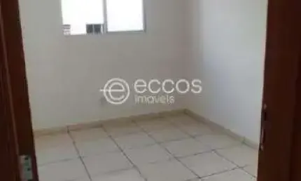 Apartamento à venda, 2 quartos, 1 vaga, Jardim Célia - Uberlândia/MG