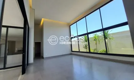 Casa em condomínio à venda, 3 quartos, 3 suítes, 2 vagas, Granja Marileusa - Uberlândia/MG