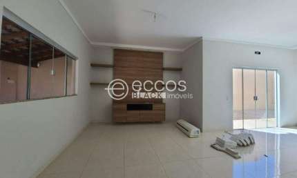 Casa à venda, 3 quartos, 2 suítes, 3 vagas, São Jorge - Uberlândia/MG