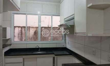 Apartamento à venda, 2 quartos, 1 suíte, 1 vaga, Vigilato Pereira - Uberlândia/MG