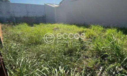 Terreno à venda na Avenida Estrêla do Sul, --, Osvaldo Rezende, Uberlândia
