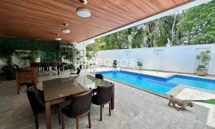 Casa em condomínio à venda, 4 quartos, 4 suítes, 8 vagas, Jardim Karaíba - Uberlândia/MG