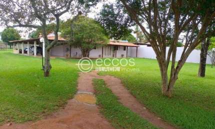 Chácara à venda, 3 quartos, 1 suíte, Panorama - Uberlândia/MG
