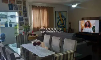 Apartamento à venda, 3 quartos, 1 suíte, 2 vagas, Saraiva - Uberlândia/MG