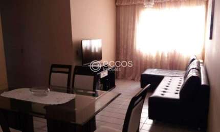 Apartamento à venda, 3 quartos, 1 suíte, 1 vaga, Lagoinha - Uberlândia/MG