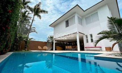 Casa em condomínio à venda, 4 quartos, 4 suítes, 2 vagas, Morada da Colina - Uberlândia/MG
