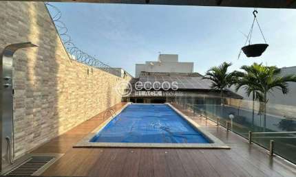 Casa à venda, 4 quartos, 2 suítes, Cidade Jardim - Uberlândia/MG