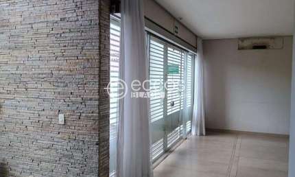 Imóvel Comercial para aluguel, 25 vagas, Morada da Colina - Uberlândia/MG